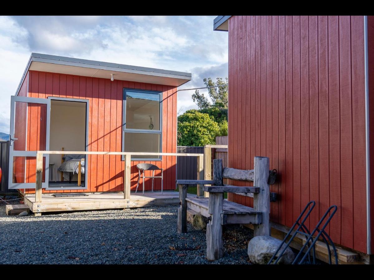 Te Anau Holiday Home - Free Wifi - Free Bikes & Kayaks - Short Walk To Lake & Town - Top Views Exteriör bild